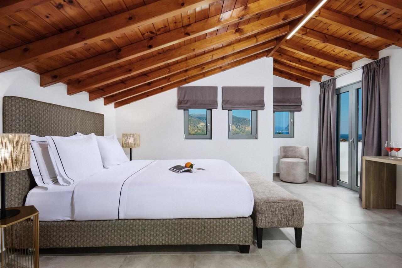 Quattro Suites โมเน็มวาซี ภายนอก รูปภาพ