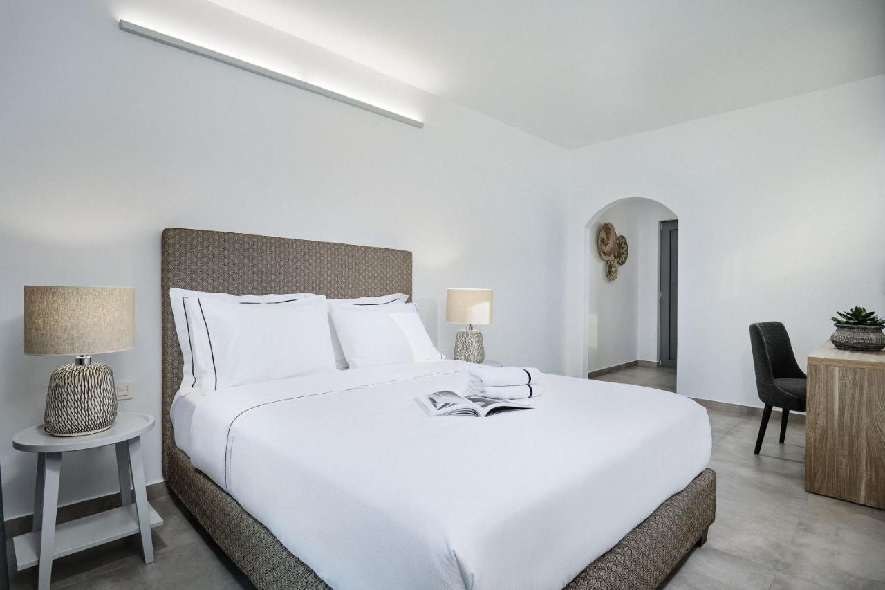 Quattro Suites โมเน็มวาซี ภายนอก รูปภาพ